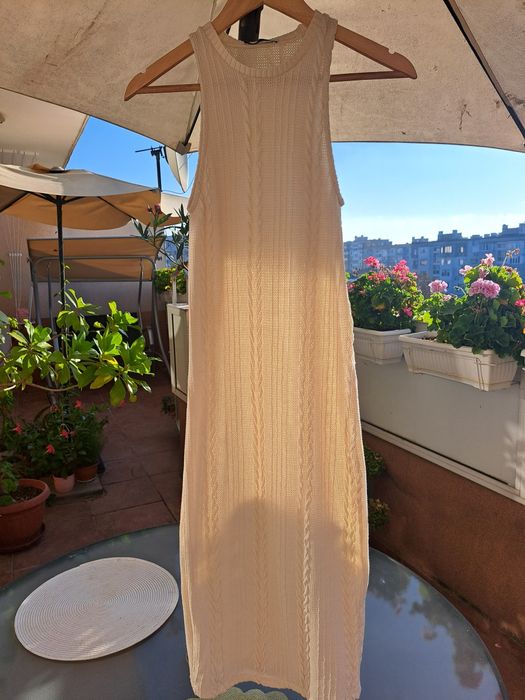 Дамски рокли Zara