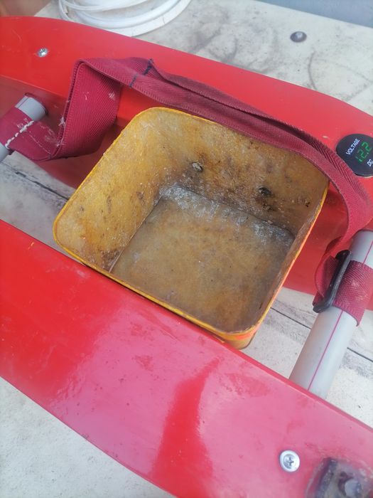 Лодка за захранка