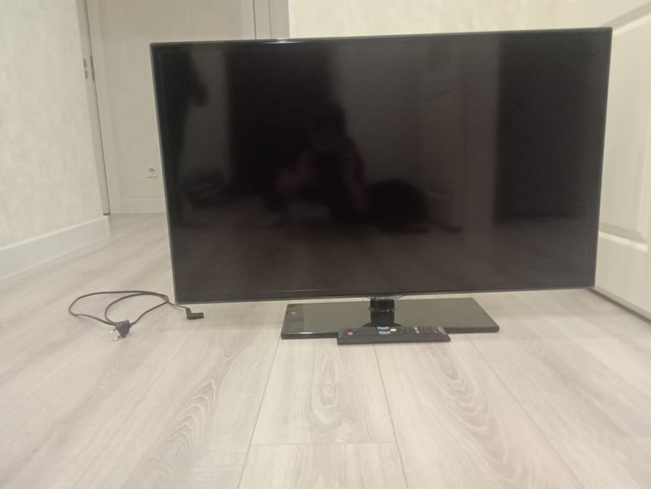 Продаю телевизор самсунг