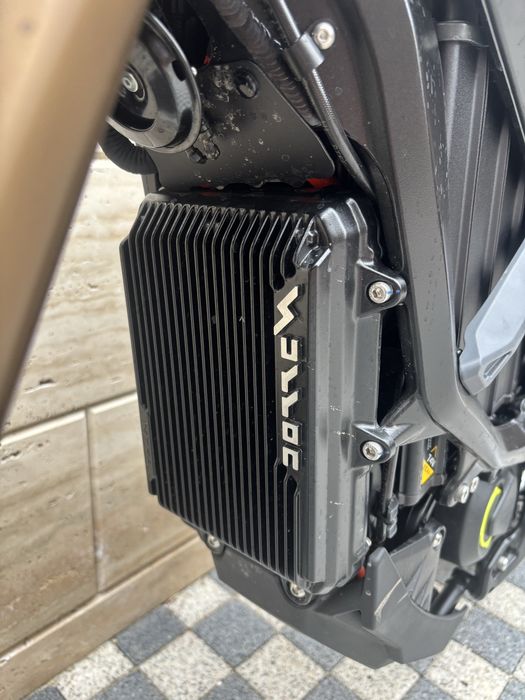 Surron ultra bee 2025       21KWH    Със  oДДС