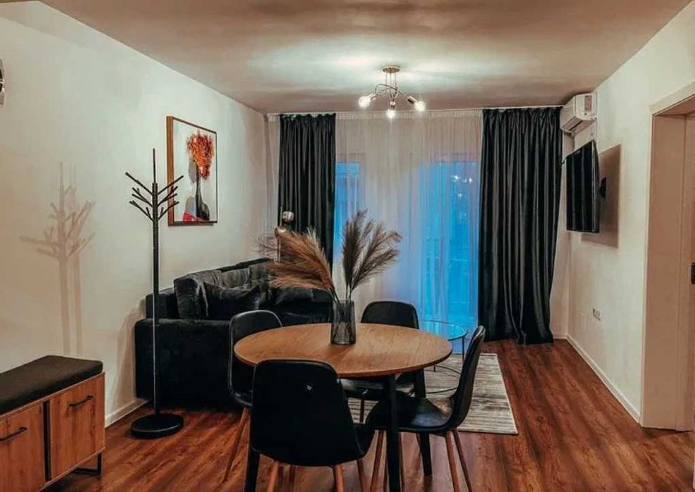 Дава се под наем Едностаен апартамент в Бургас, Изгрев - 35 кв.м за 153 € - Снимка #1