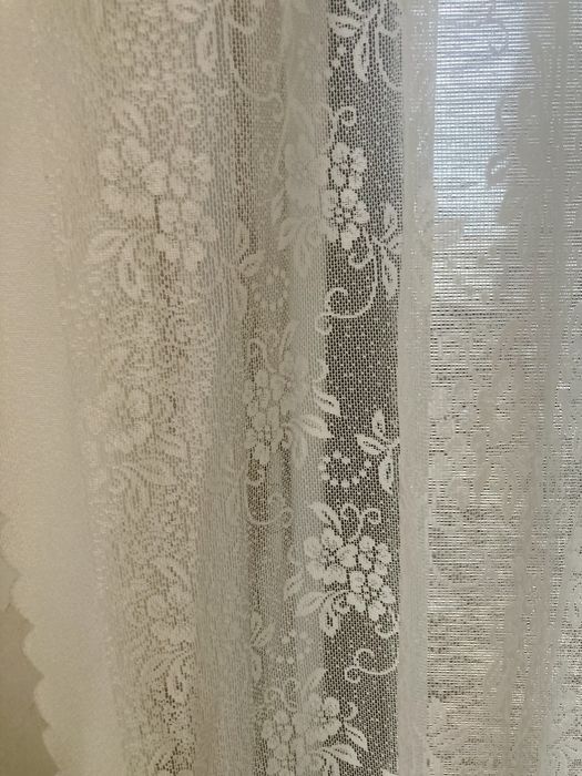 Perdea cu model floral