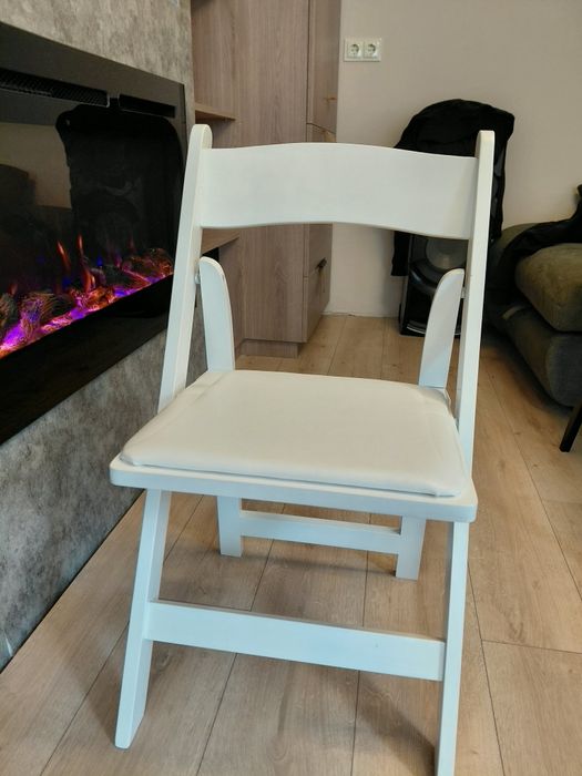 Сгъваем стол  от масив(дъб) и бяла еко кожа