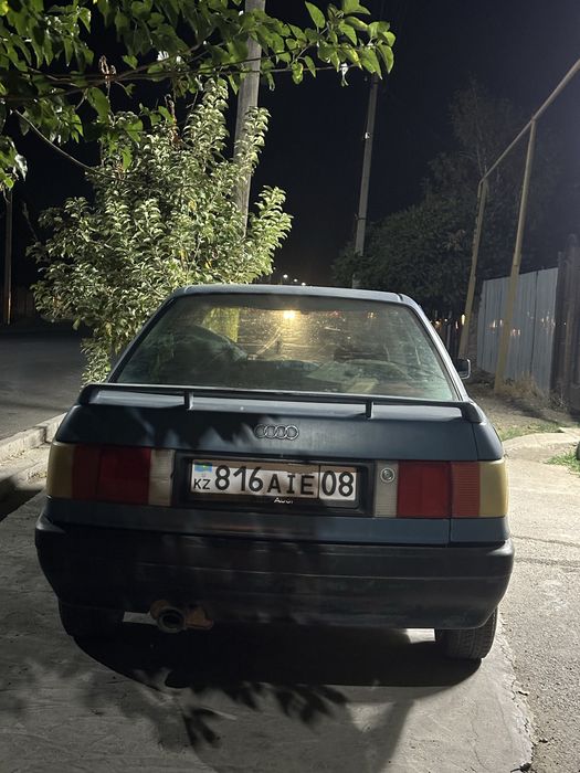 Audi 80 обемь 1.8