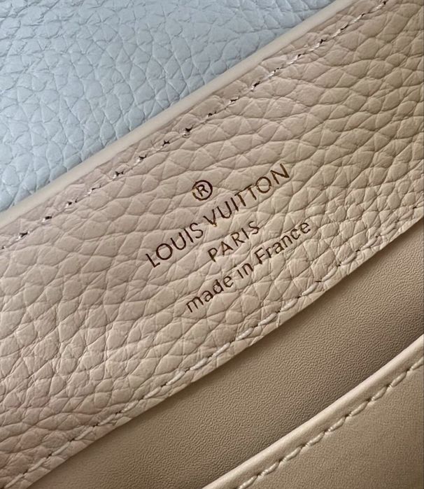 Geanta Louis Vuitton Capucines