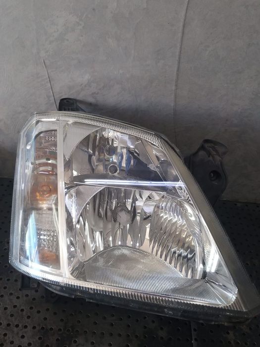 Far dreapta opel meriva a x03 93321053 89308560