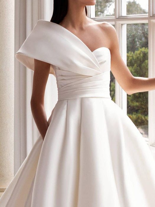 Rochie mireasa Pronovias