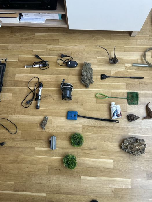 Аквариум + много неща към него