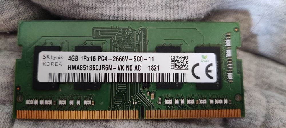 Модуль оперативной памяти для ноутбука. 4GB DDR4 2666MHz SO DIMM