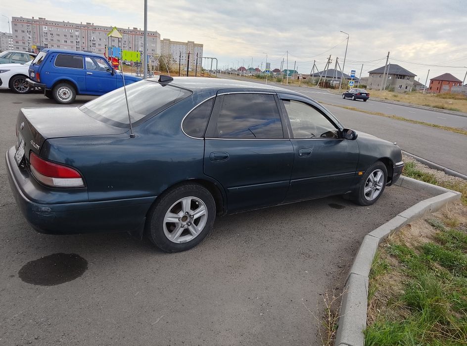 Тойота Авалон продаю