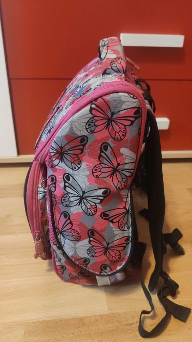 Рюкзак школьный (ранец)