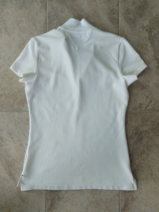 Tricou Tommy Hilfiger NOU alb, stil polo