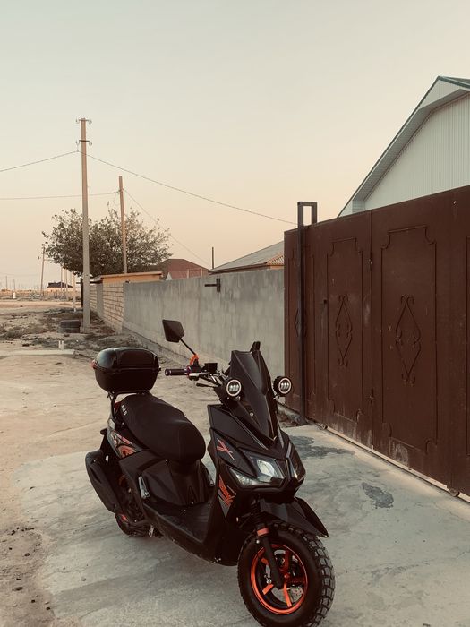 Мопед сатлады срочно