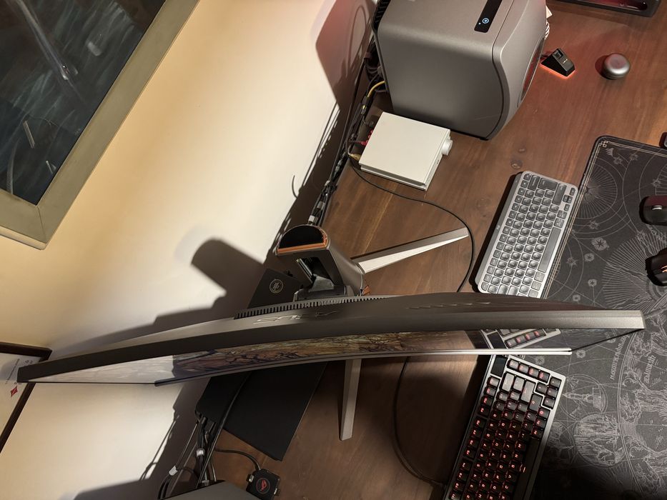Vand monitor gaming premium ASUS ROG Swift PG348Q