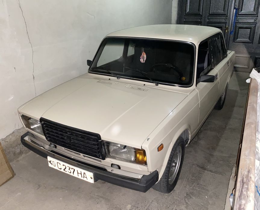 ваз 2107 сотилади