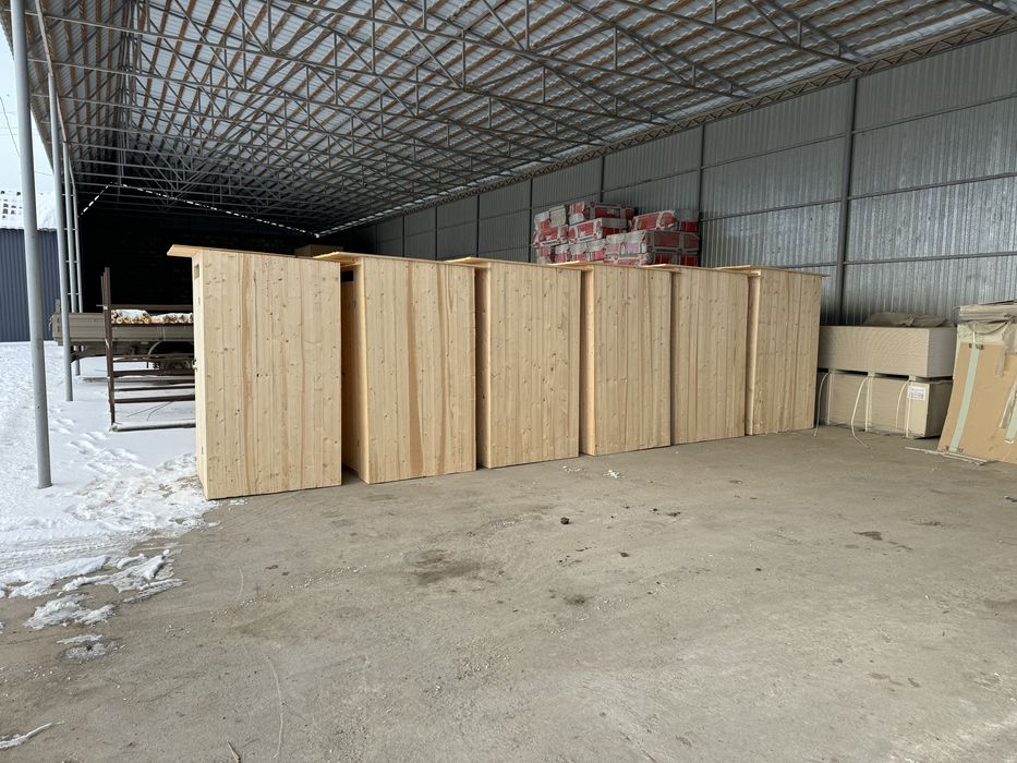 Туалет уличный деревянный