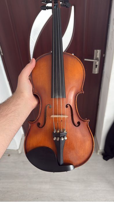 Vioară 4/4 Marian Marcel Hora Reghin, stare foarte bună