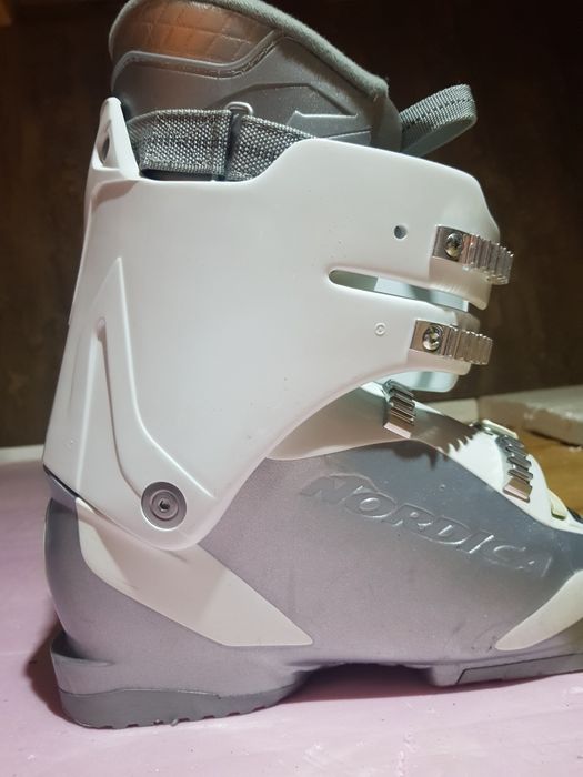 Clapari ski dama impecabili nr. 36-37