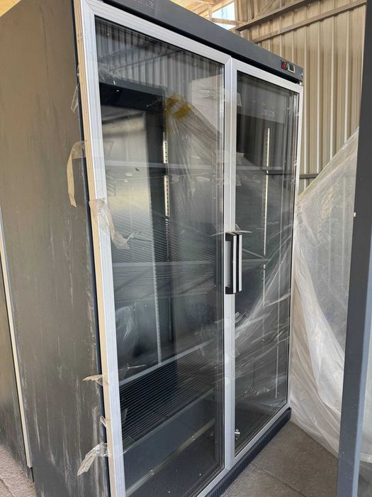 Продаются холодильники для магазина фирма АЗН ( Витринная горка)