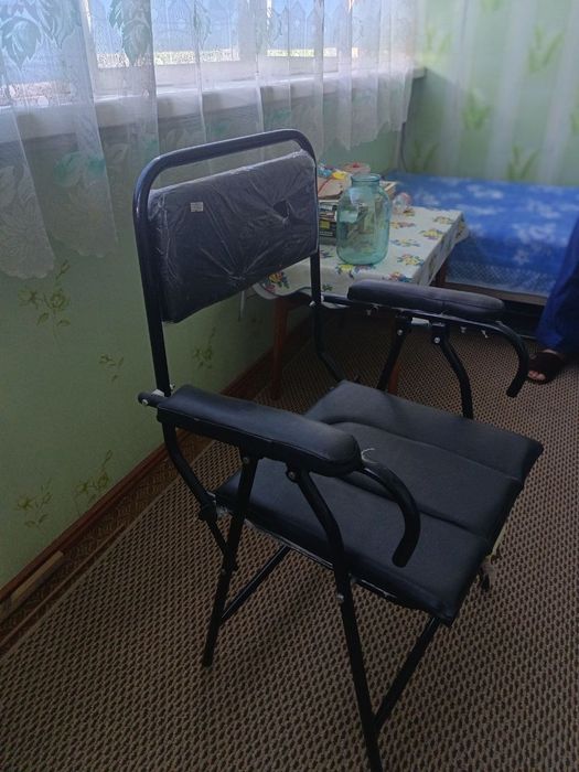 Туалет-стул, в отличном состоянии