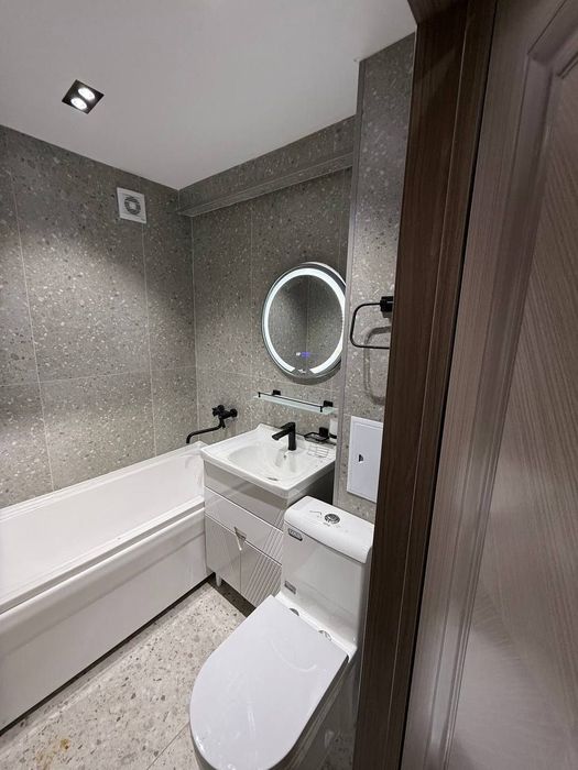 Новомосковская,Стадион Старт.Новая 2 комнатная квартира с обстановкой