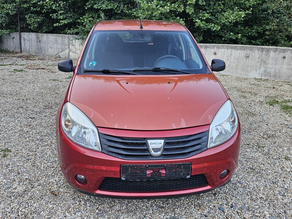 Dacia Sandero 1.4mpi clima,servo