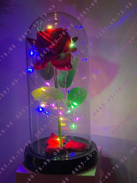 Вечна роза в стъкленица с лед осветление,подарък за жена, 8 март