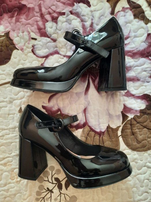 Туфли лакированные