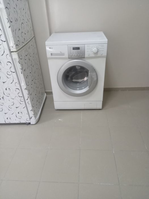 Продам стиральную машину