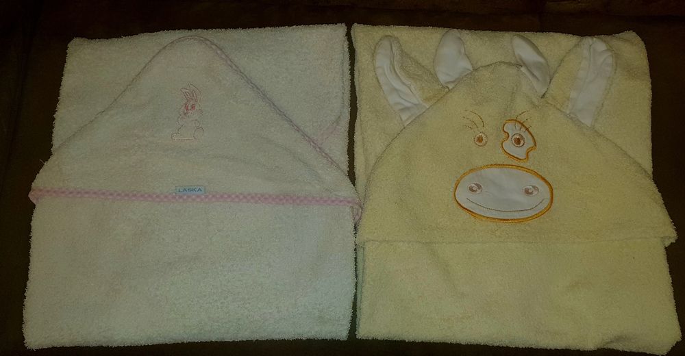 Продавам детски одеяла, хавлийки, пелени и портбебе