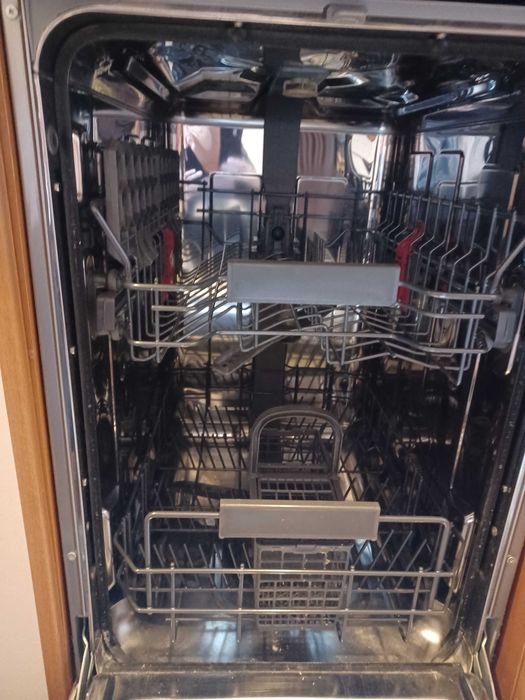 Masina de spalat vase Whirlpool 6th Sense, 10 seturi, 5 programe