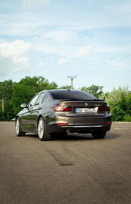 Bmw  F 30 intretinut