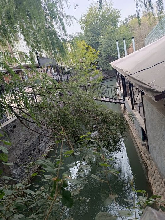 Самса хона раньше был у метро Хамза сдается в аренду