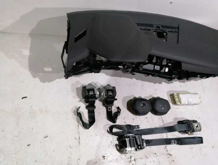 Volkswagen VW Golf 8 VIII kit airbag volan pasager plansa bord centuri