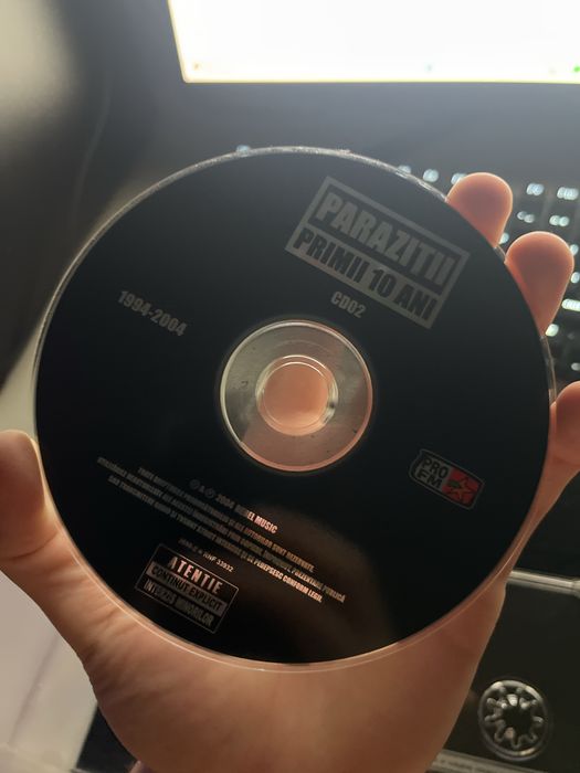Cd 02 parazitii primii 10 ani