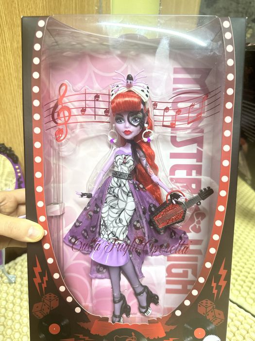 Продам  куклу монстр хай!