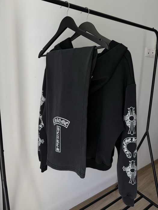 Анцуг комплект екип размер S chrome hearts