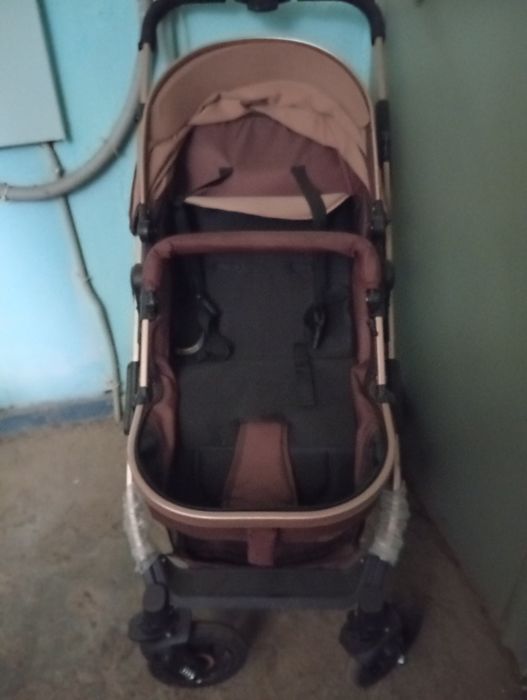Продам коляску зима-лето.