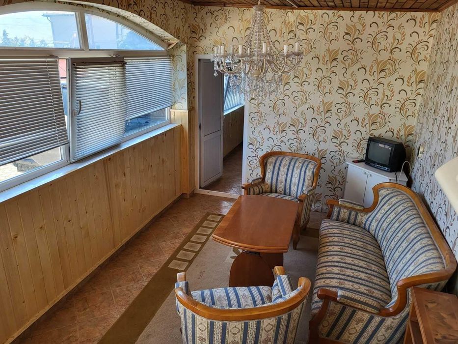 Дава се под наем Двустаен апартамент в Варна, Бриз - 43 кв.м за 278.97 € - Снимка #2