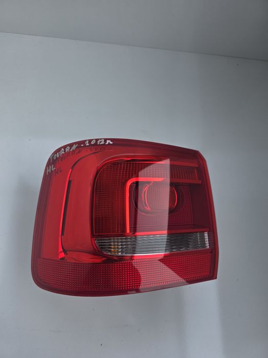 Ляв външен стоп Vw Touran 1T3