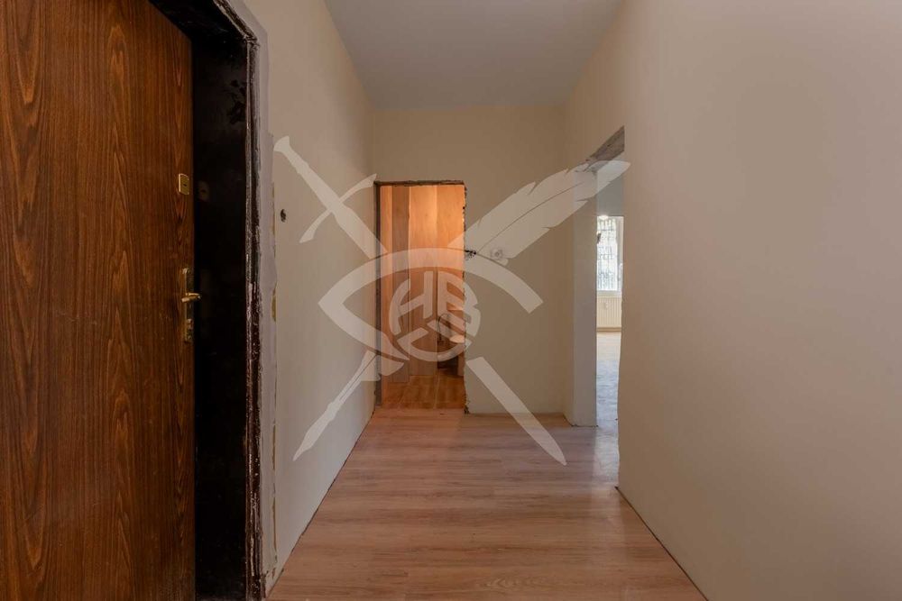 Продава се Двустаен апартамент в София, Света Троица - 51 кв.м за 2313 €/кв.м - Снимка #4