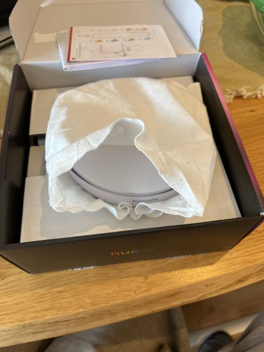philips Hue Go портативна лампа