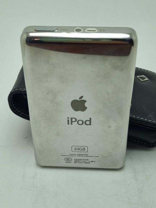 Apple iPod 4th Gen 20Gb