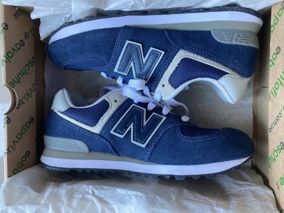 Adidasi new balance 34,5