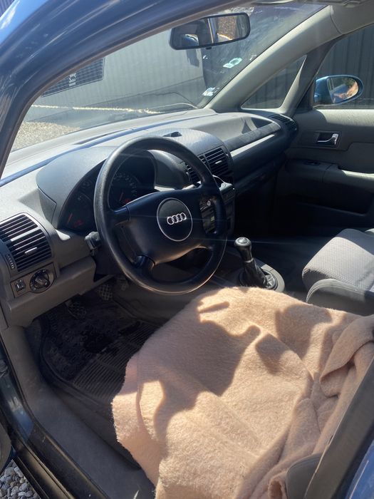 AUDI A2 0 — imagine 5