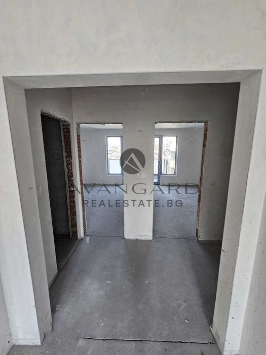 Продава се Тристаен апартамент в Пловдив, Кършияка - 98 кв.м за 1994 €/кв.м - Снимка #4