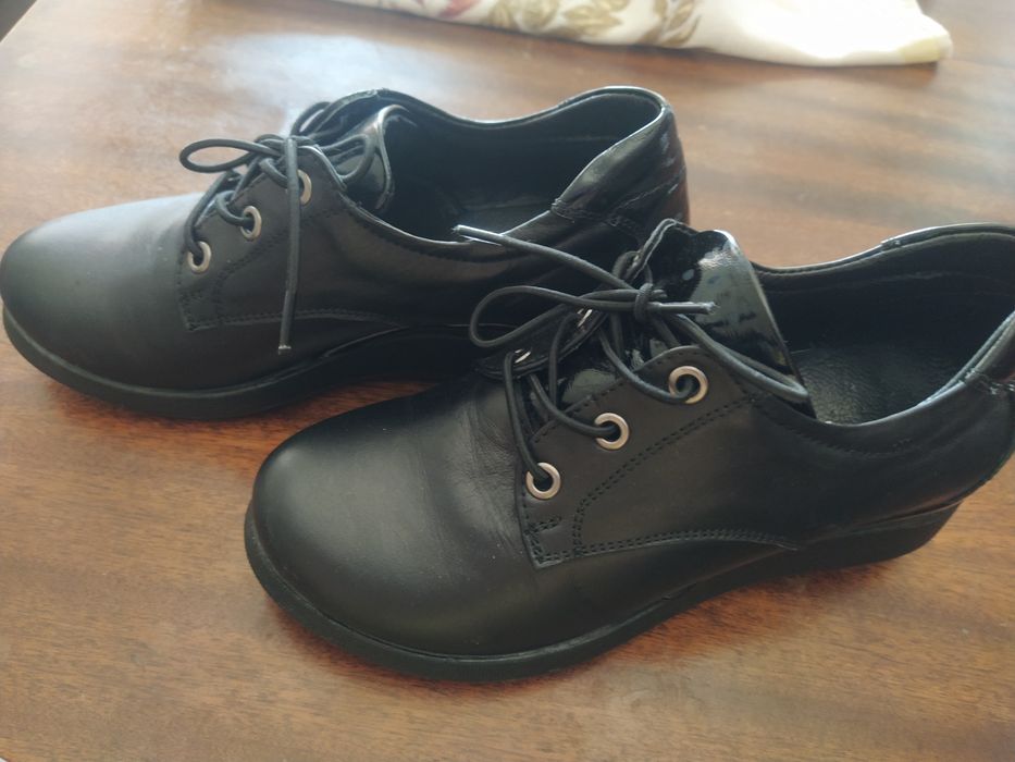 Обувки от естествена кожа