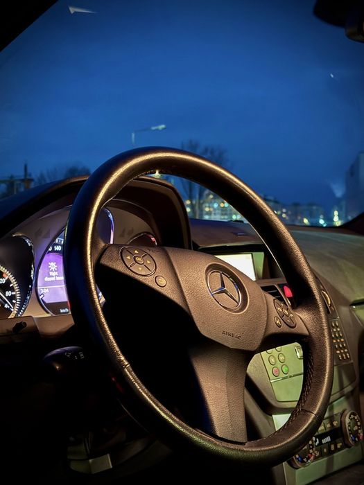 Mercedes-Benz C