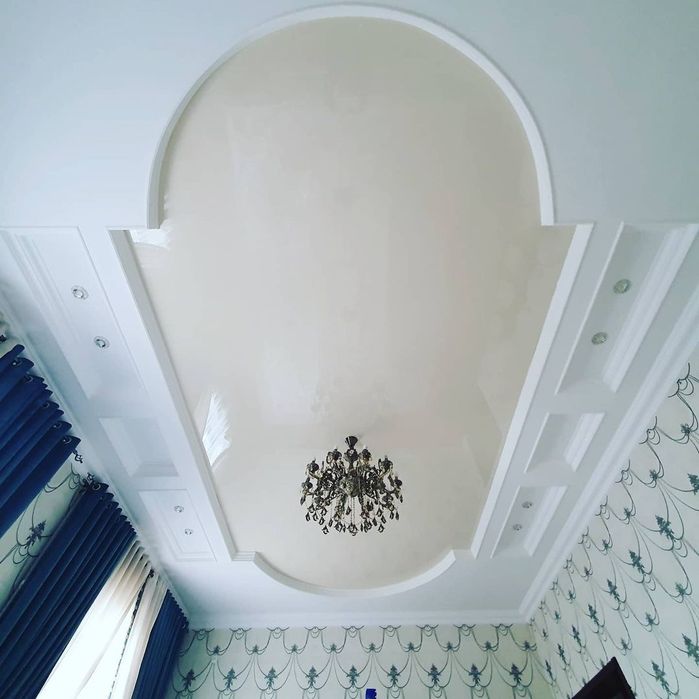 Натяжные потолки.