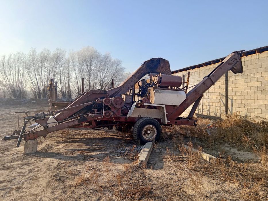 Продаеться комбаин  херсонец